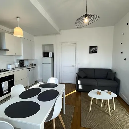 - Chez Sebastien *
