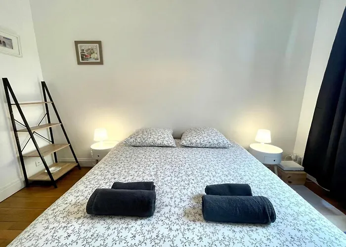 - Chez Sebastien *