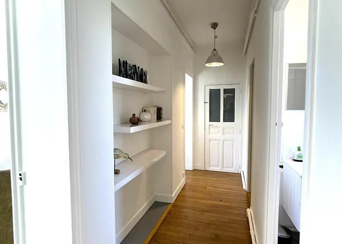 - Chez Sebastien * Fontainebleau